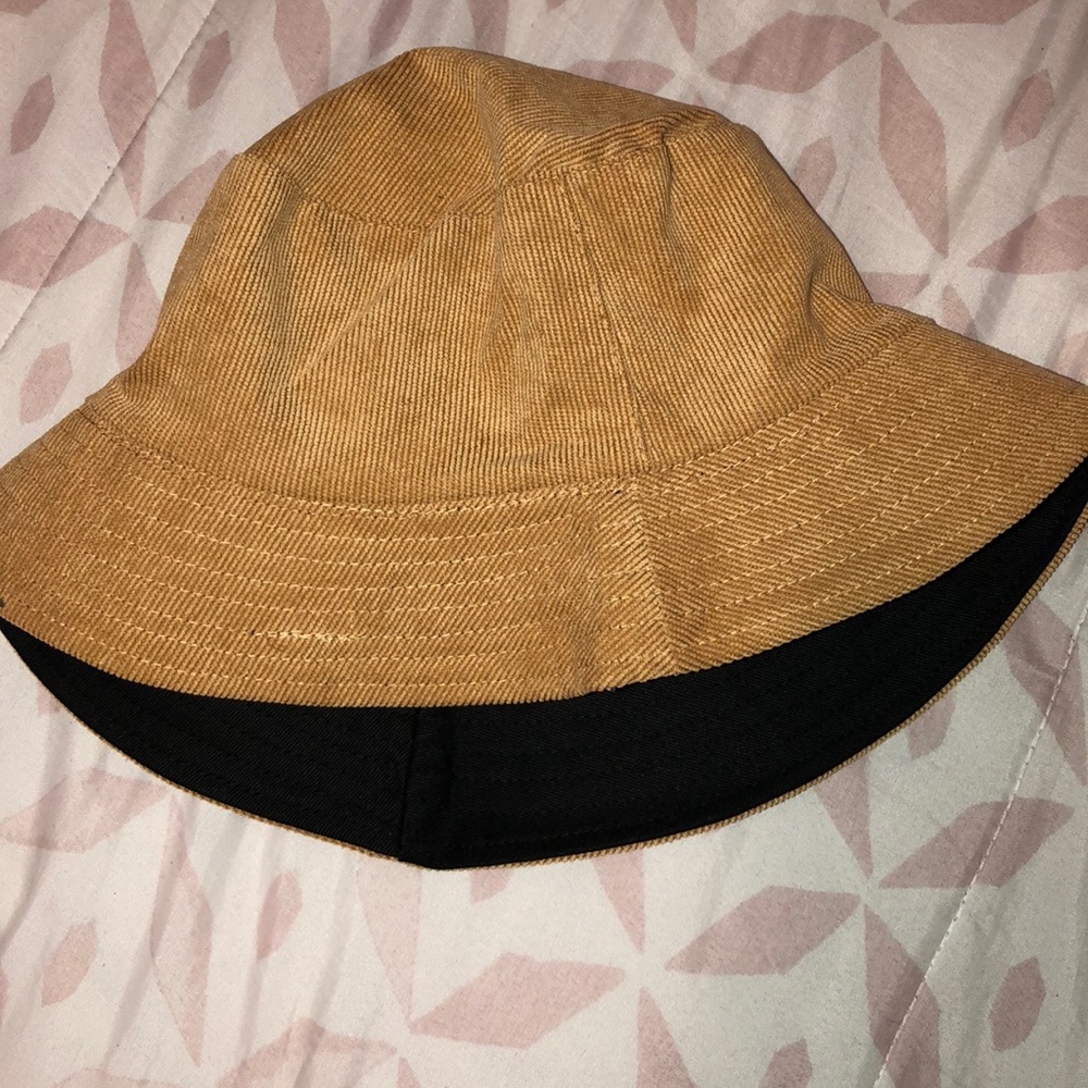 brown bucket hat